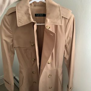Brand new ‼️ Womens Ralph Lauren trench coat!  🏷